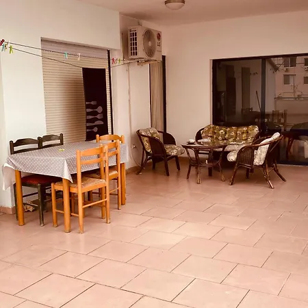 Appartamento Downtown Bllok 2br, Large Patio, Ac-wifi *