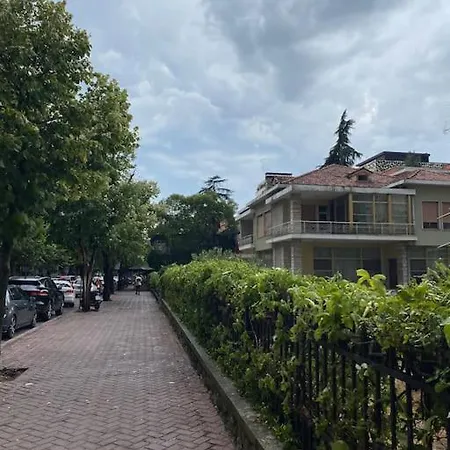 Διαμέρισμα Downtown Bllok 2br, Large Patio, Ac-wifi *