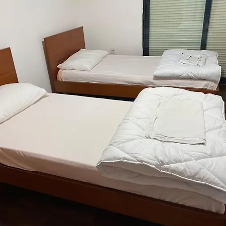 Διαμέρισμα Downtown Bllok 2br, Large Patio, Ac-wifi *