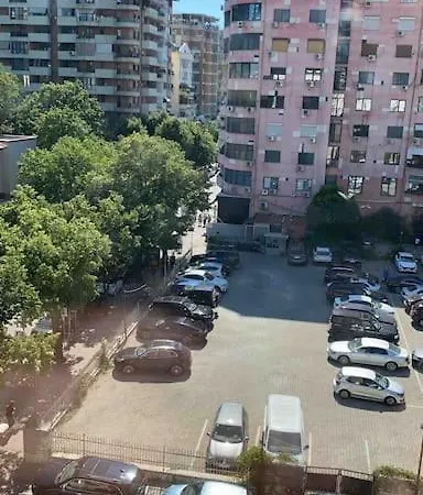 Διαμέρισμα Downtown Bllok 2br, Large Patio, Ac-wifi